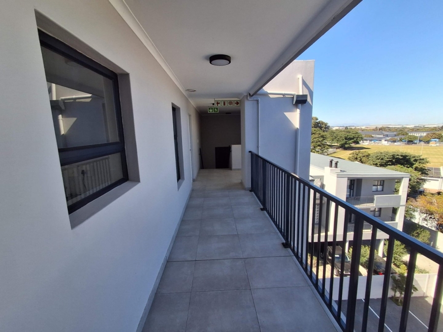 2 Bedroom Property for Sale in Table View Western Cape